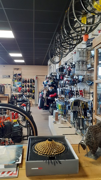 magasin de velos-vente de velos-reparation de velo-equipements de velo-promotions velo-magasin de cyclisme